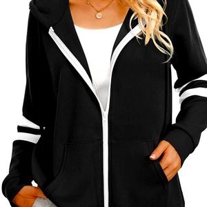 Bofell women’s hoodie! 2xl brand new never worn.blk and white hoodie zip front